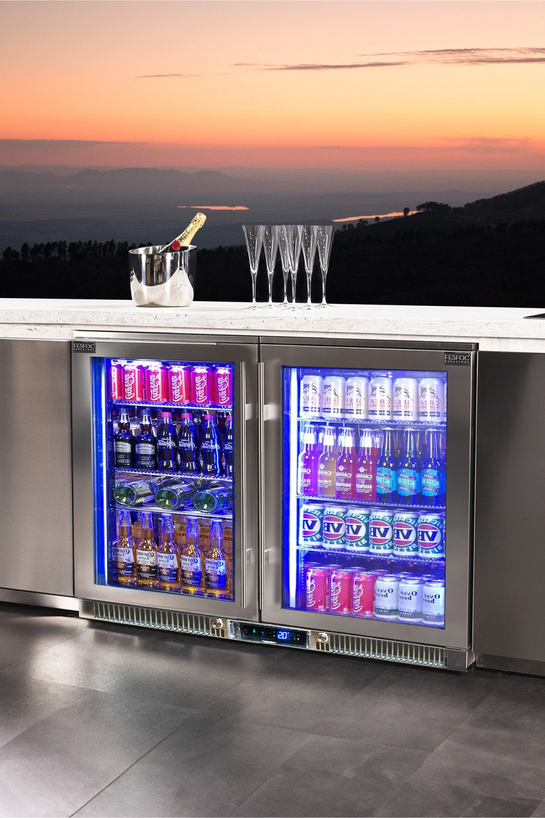 outdoor kitchen cabinets