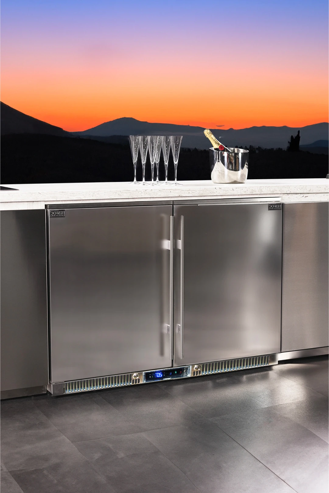 outdoor grill with refrigerator