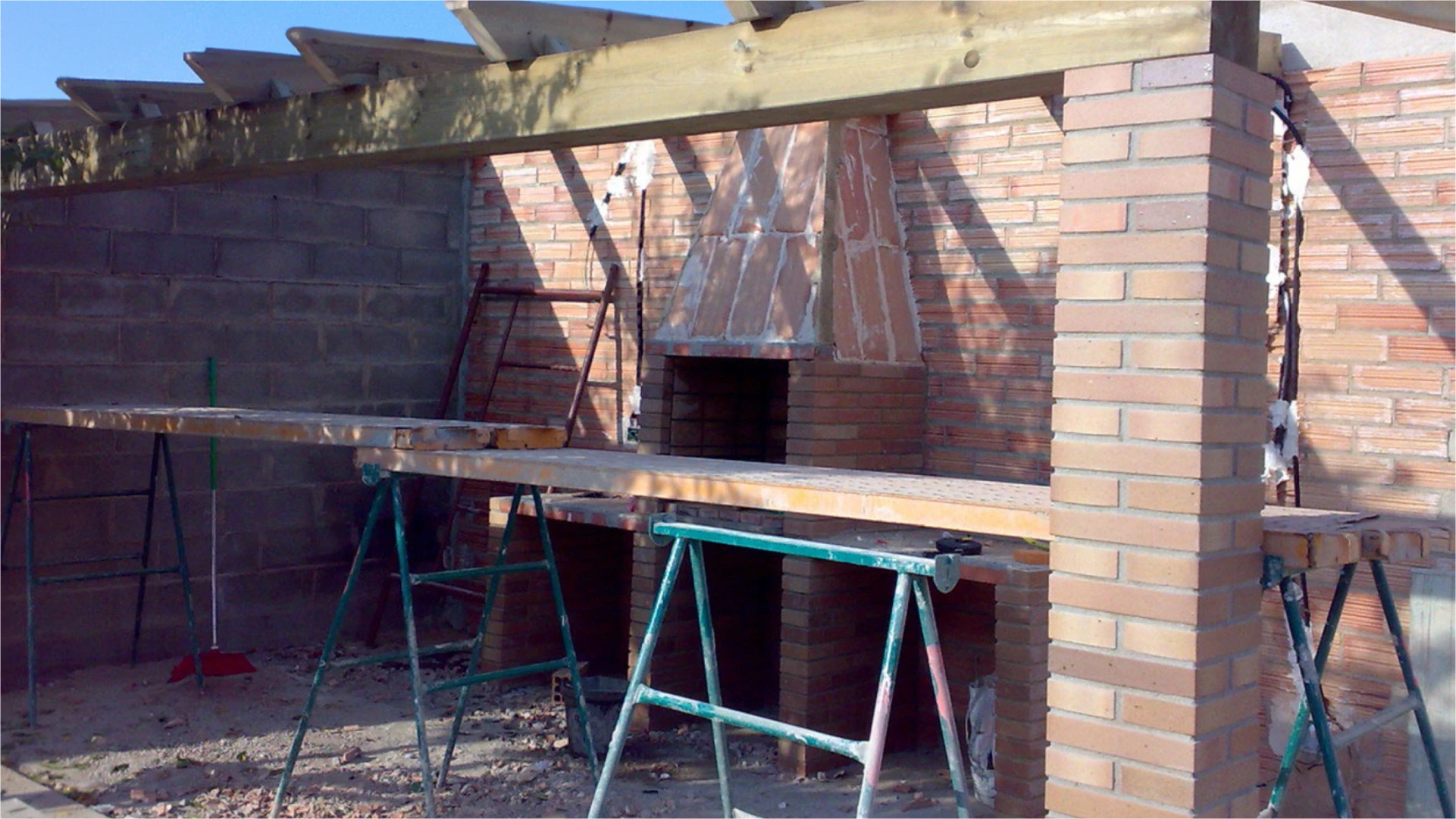 outdoor kitchen projects