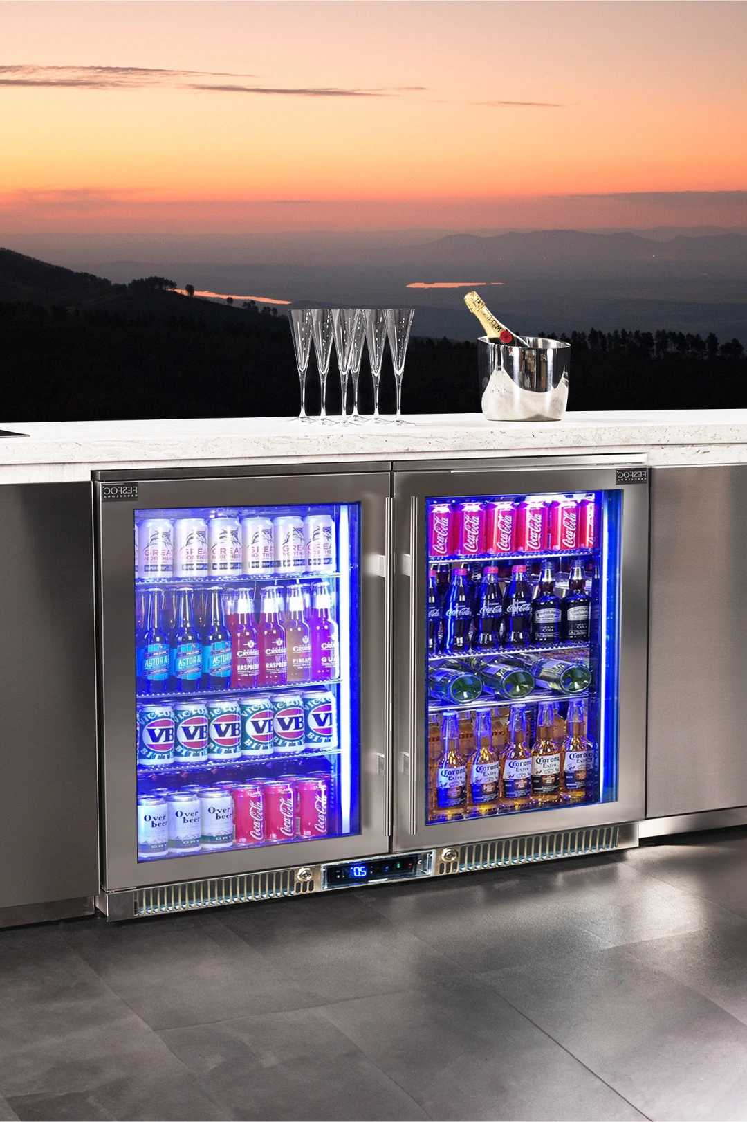 outdoor kitchen bbq with fridge