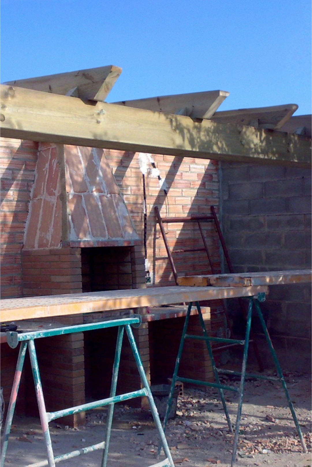 modern concrete outdoor kitchen