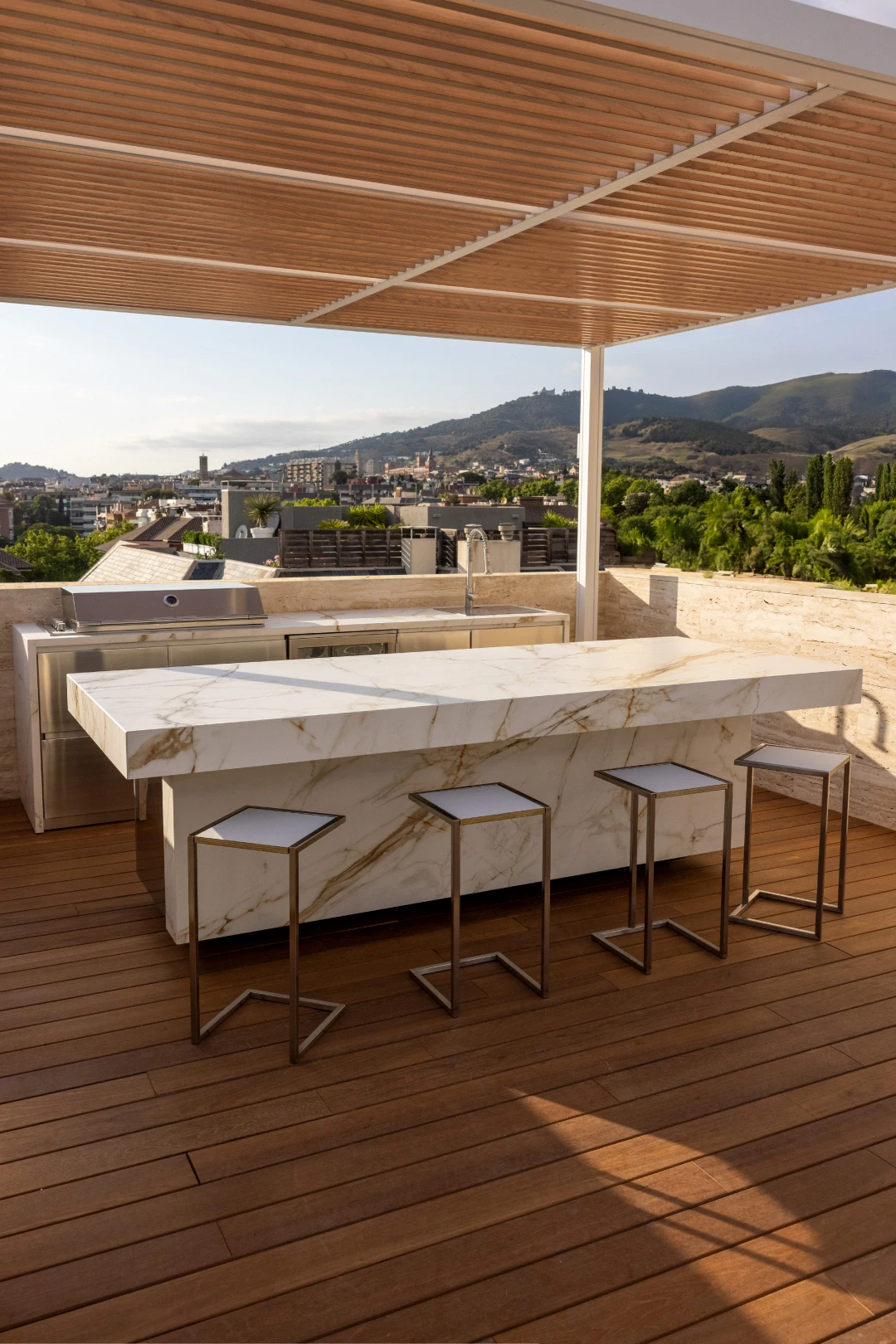 outdoor kitchen a good investment