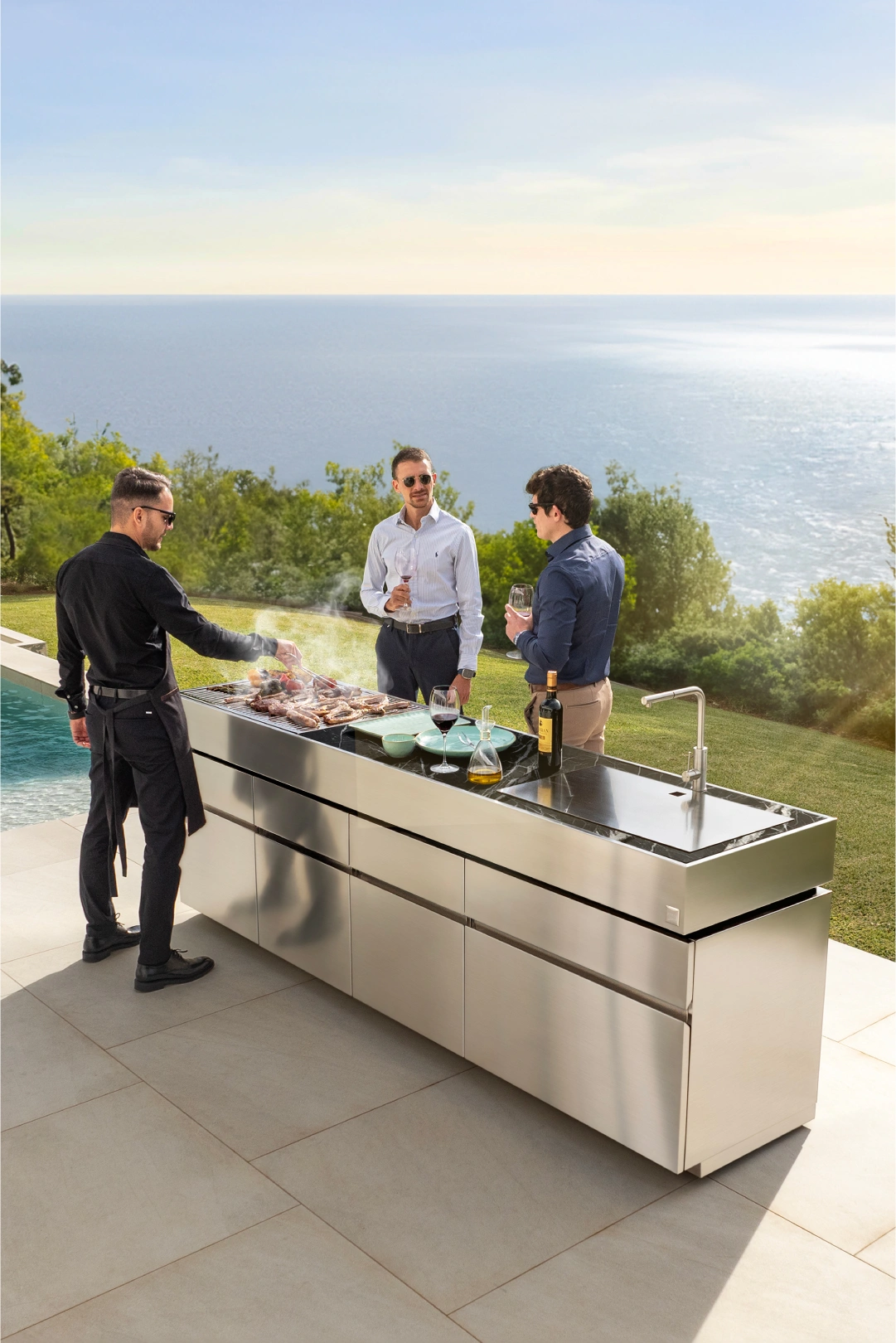 The Best Modern Outdoor Kitchens Designs 3