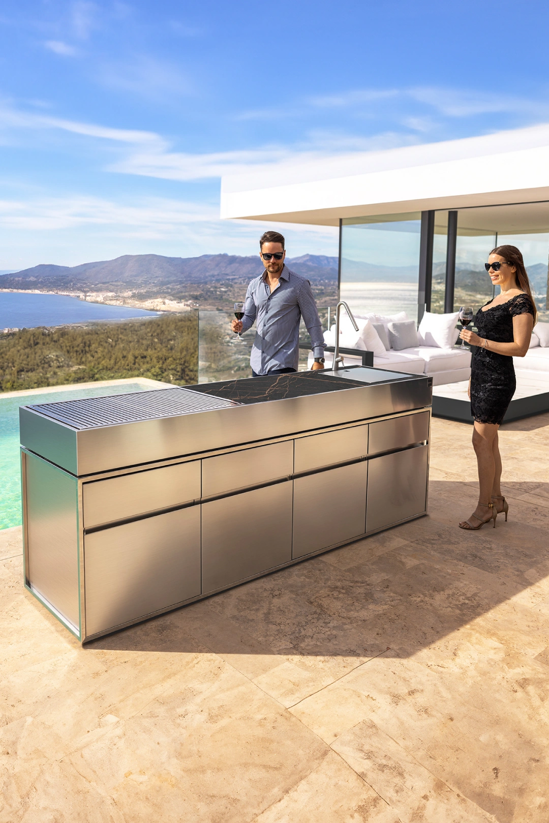 The Latest Outdoor Kitchen Trends for 2024 11