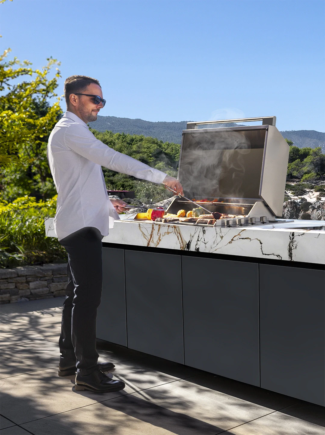 high end outdoor kitchen designs