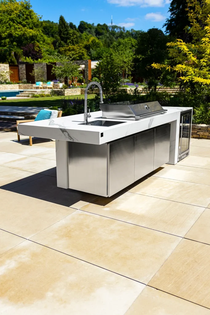 best outdoor kitchen island