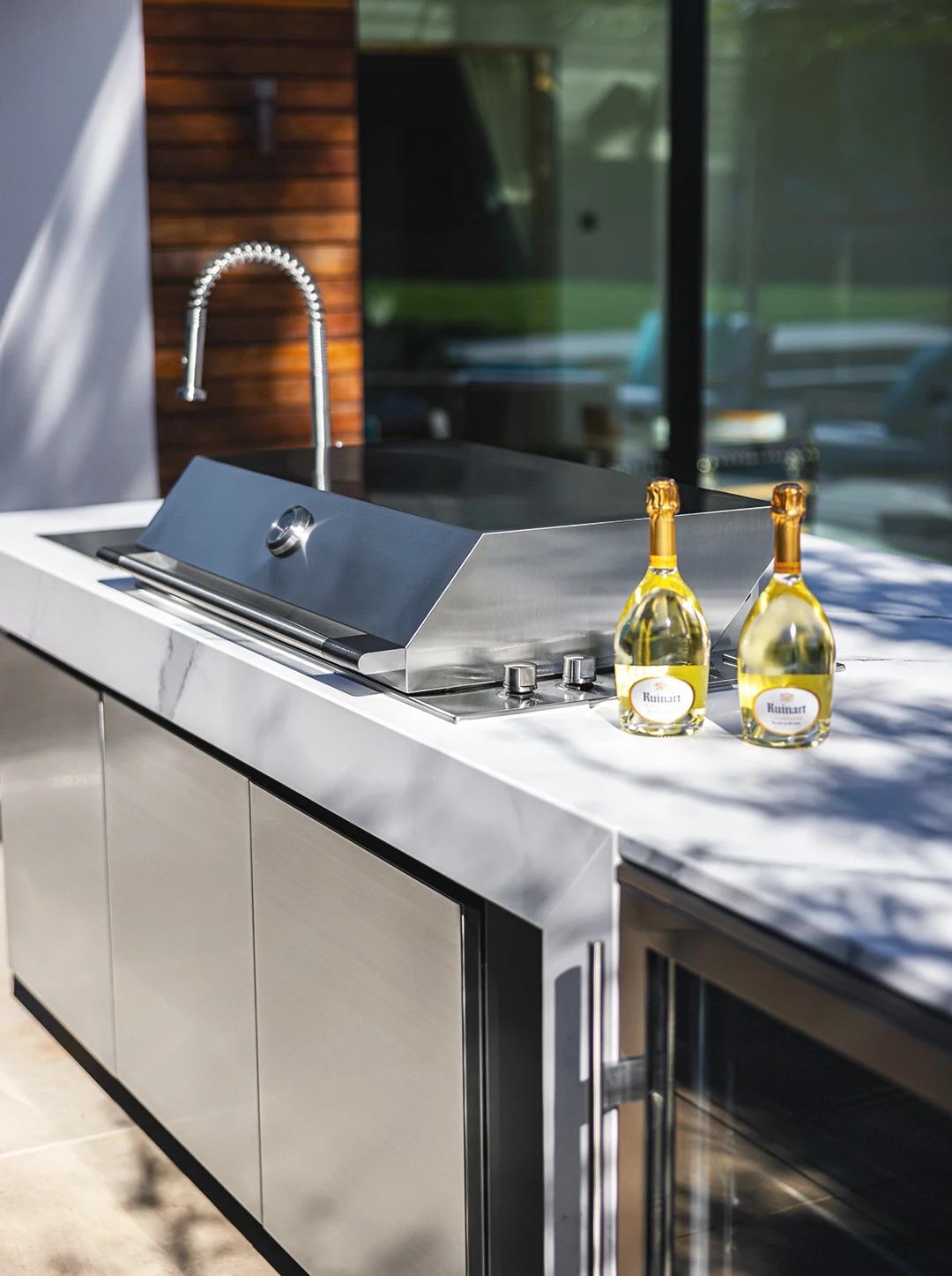 outdoor patio kitchen island