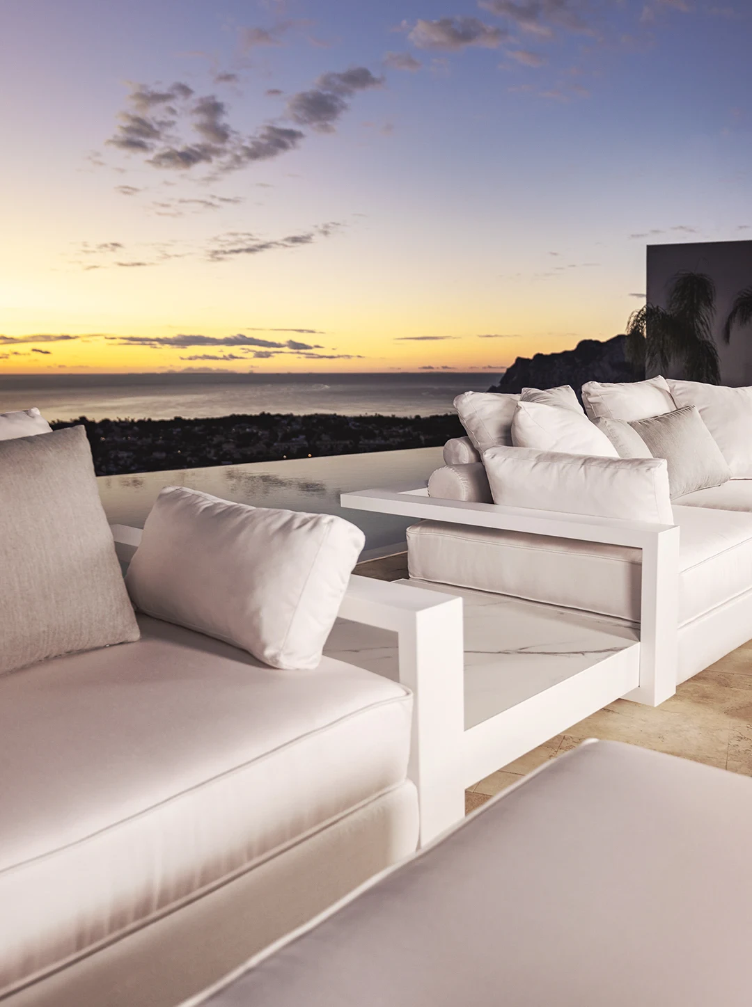 patio furniture luxury